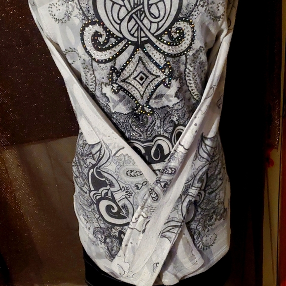 Davida Tops - 🌻🌿 Celtic design top